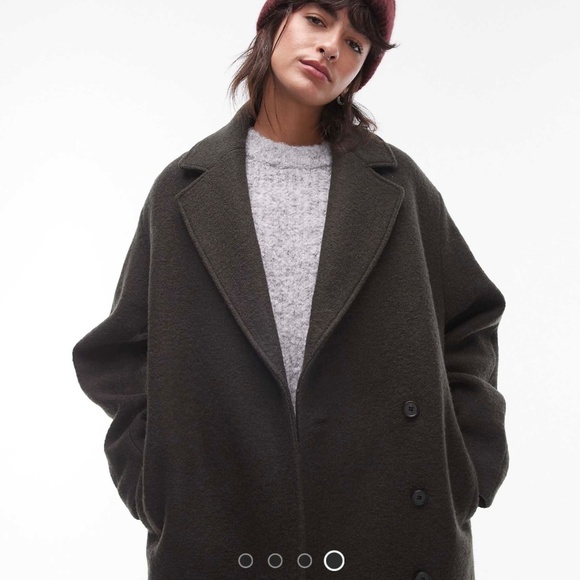 & Other Stories Voluminous Belted Wool Coat - Picture 3 of 8